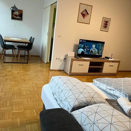 House Marin II - Apartment 马里博尔 外观 照片